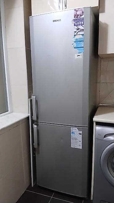 2 qapılı Beko Soyuducu Satılır, rəng - Gümüşü