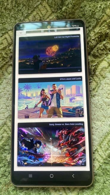 Apple iPhone: Samsung Galaxy A53 5G — 1