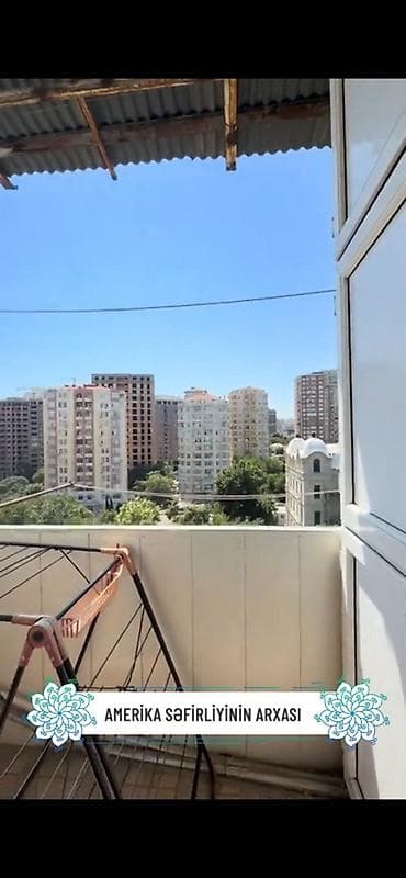 berdə: Amerika səfirliyinin arxasında yerləşən geniş və zövqlə dizayn olunmuş — 10