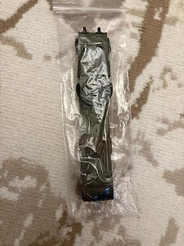 Möhkəm naylon it boyunluğu - Rəng: xaki/oli̇v yaşıl - Material