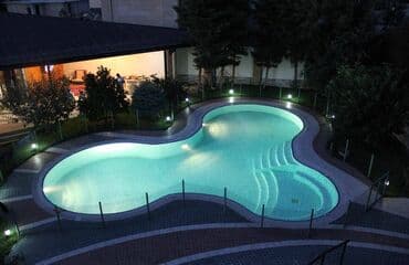 ev certiyojları: 7 otaqlı, 280 kv. m, Yeni təmirli — 9