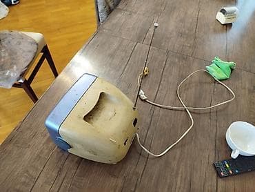 su dalgasi fen: Retro mini televizor – HAIRUN TV-700 - Kompakt CRT ekranlı portativ — 4