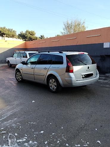 zil radiatoru: Renault Megane: 1.5 l | 2008 il 360000 km Universal — 4
