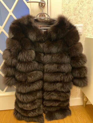 Toy paltarları və aksesuarları: Kurk 3 variantda geymek olur, 1 defe geyinilib. Moskvadan 600 manata — 2