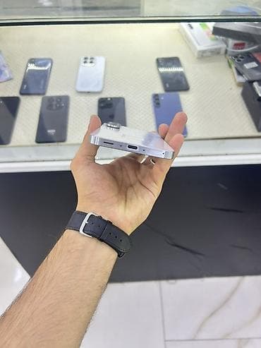 iphone dubay varianti: Samsung Galaxy A56 5G, 256 GB, rəng - Ağ, Zəmanət, Qırıq, Sensor — 3