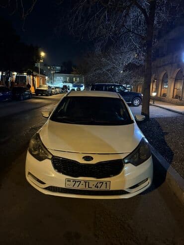 Коммерческий транспорт: Kia Cerato: 1.8 л | 2015 г. Седан — 1