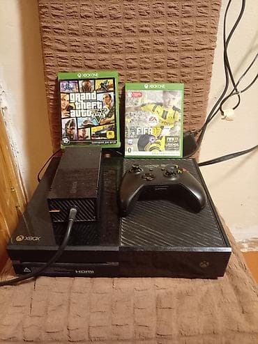 online komputer isi: Xbox One FAT modeli. Original pult. FİFA 17 diski. 500 GB. İçində RDR — 1