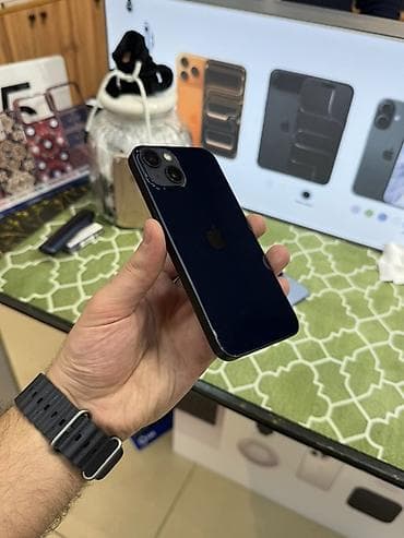 iphone 2ci əl: IPhone 13, Qara — 2