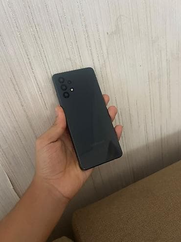 Samsung Galaxy A32, rəng - Qara, Barmaq izi lalafo.az -da Samsung Galaxy A32, rəng - Qara, Barmaq izi