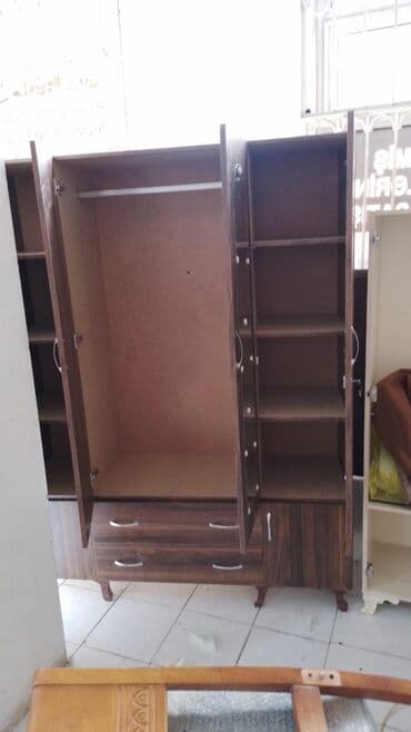 4 qapili dolab: Yeni, Açılan, 4 qapılı Düz dolab, Dolab-asılqan, Türkiyə — 14