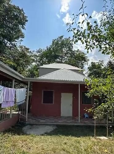 satiq evler: Tecili satilir Qiymet razilasma yolu ile Orta temirli ev 2,6 sot — 4