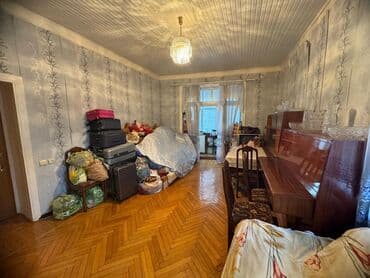 продаю дом: 7 комнат, 216 м², Средний ремонт — 10