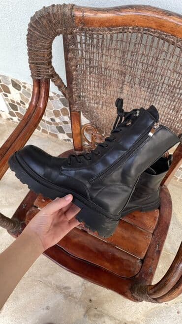 qadın çəkmə: Ботинки зимние очень теплые и удобные носились только один зимний — 3