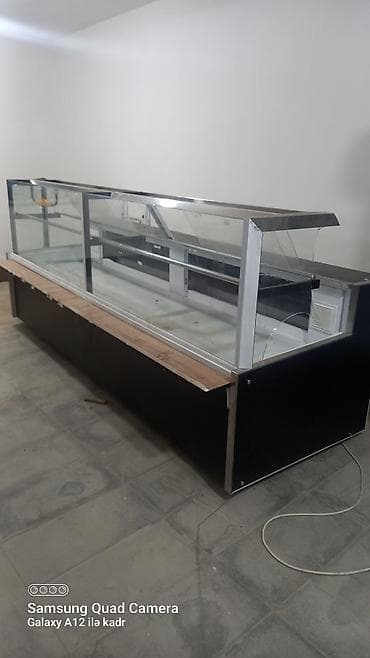 Salam sekilde gorduyuniz Soyuducu 3mt nol faza mator kalbasa ve sud