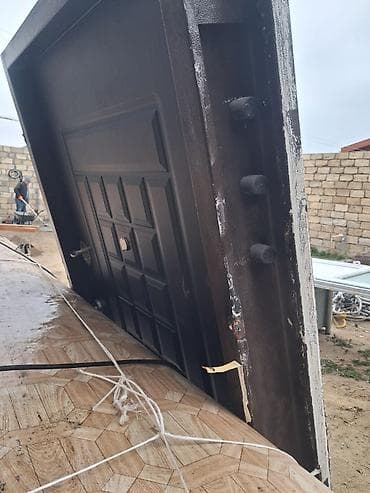 ev eşyaları: Məhsul: ALTIN Çelik Kapı - Material: tam polad konstruksiya, möhkəm — 3