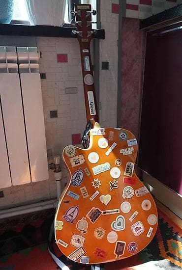 gitara alıram: Freeman Guitars FRFG96 NEQ elektro-akustik gitara İlk sahibiyəm 2023 — 2
