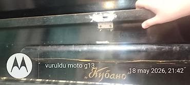 ucuz gitara: Piano – qara rəngdə korpus, klassik dizayn. MODELİ ,Kuban" Texniki — 10