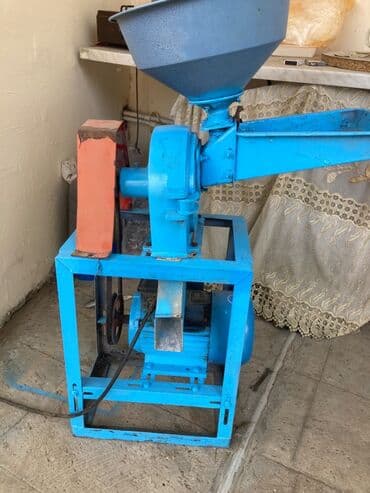 купить измельчитель сена бу: Super vəzyətdə yem drabilka — 4