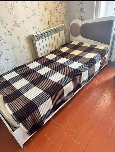 (Carpayi) yaxwi veziyyetde seliqeli islenib seliqeli iwlenib qiymet