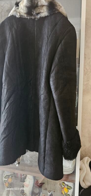 женские шлепанцы с мехом: Dublonka satilir yeni Türkiyyeden alınmışdır S beden. İsteyen olsa 20 — 2