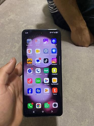 ipod touch 8: Tecno Spark 20 Pro, 256 GB, rəng - Qara, Zəmanət, Barmaq izi, Simsiz şarj — 9