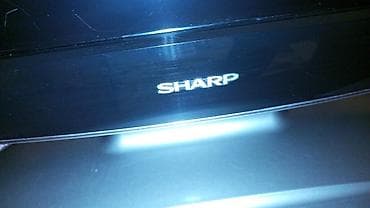 panel radiator: Sharp AQUOS LCD televizor - Ekran: təxminən 37–42" diaqonal, geniş — 8
