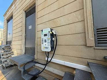 kiridit: 3 otaqlı, Yeni tikili, 135 kv. m — 2