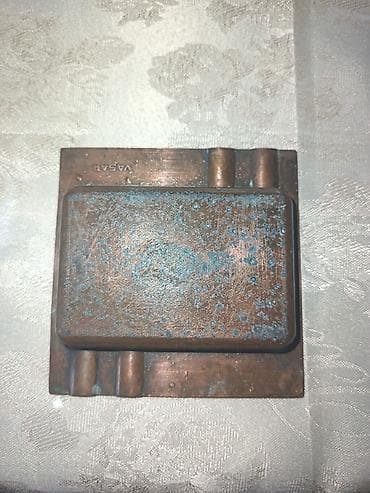 yeni il yolka şəkilləri: Bürünc kül qabı – “Tallinn, anno 1154” motivli - Material: tökmə — 2