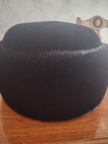 dini papaqlar: Qara xəz papaq - Klassik siluetli, hündür formalı qara papaq - — 2