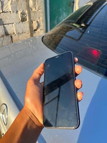redmagic 10s pro: IPhone 11, 64 GB, Qara — 5