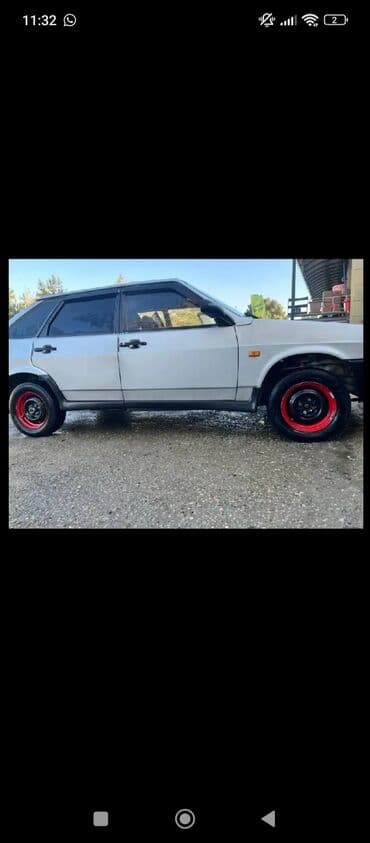 ваза стеклянная прозрачная высокая без узора: Model: VAZ 2109 (Samara) hatchbek Xarici görünüş: - Boz/gümüş rəngli — 8