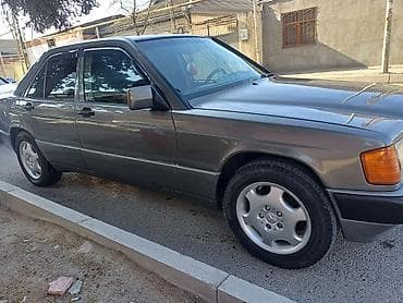bmw az: Mercedes-Benz 190 (W201) sedan - Korpus: 4 qapılı sedan, tünd boz — 5