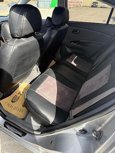 kia piride: Kia Rio: 1.4 l | 2007 il Hetçbek — 9