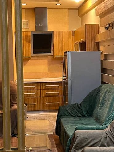 28 may metro: 28 may metrosuna yaxin 2ci cixisinda 18 mertebeli binanın 7-ci — 4