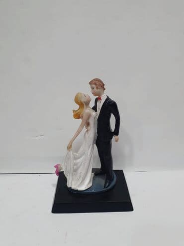 pol taxtas: Fiqur — 4