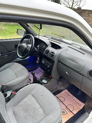 bmw satisi: Proton : 1.3 l | 2005 il 230000 km Sedan — 5