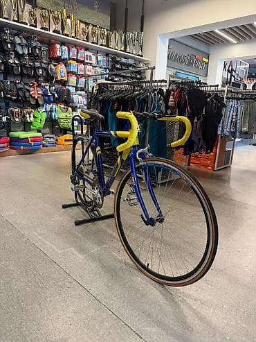 Velosiped aksesuarları: Şosse velosipedi – klassik dizayn, yüngül və sürətli çəkisi 6 kq,ölçü — 3