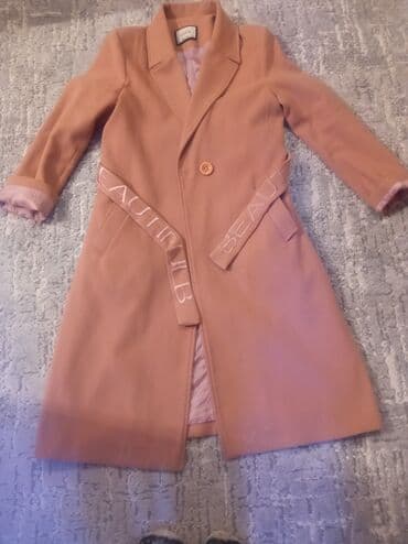 пальто loreta турция: Palto pudra rengi turkiyeden getirmiwem az geyinilib.40 razmerdi.l — 1