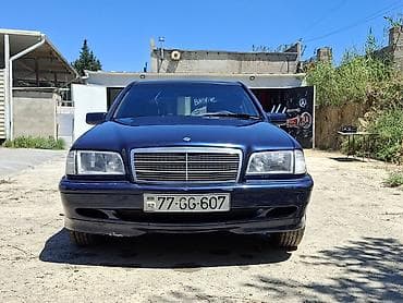 2008 ford transit: Mercedes-Benz 220: 2.2 l | 1999 il Sedan — 1