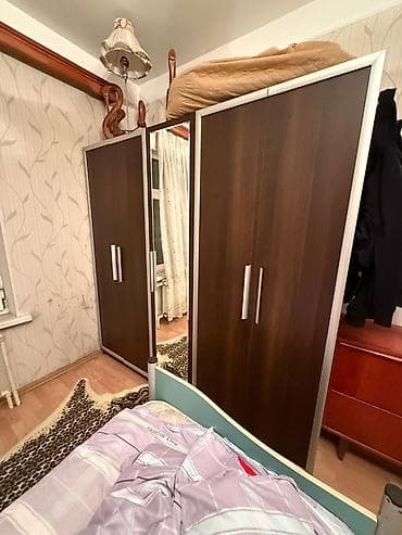 Yataq otağı mebel dəsti Tərkib: - 2 qapılı dolab – tünd qəhvəyi