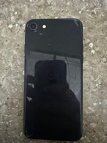 iphone 12 pro barter: IPhone SE 2020, Qara, Qırıq — 3