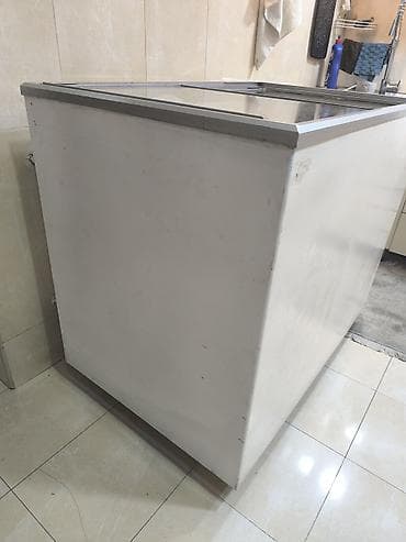 Şüşəli dondurucu