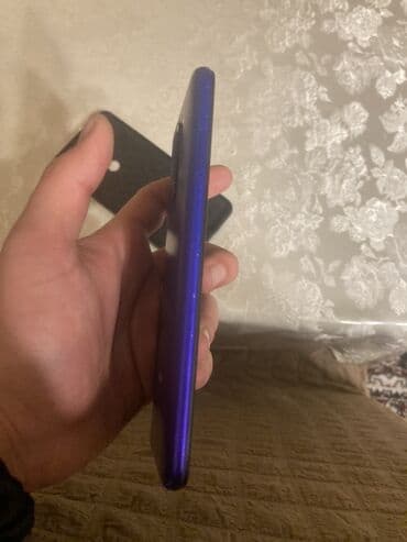 üz qırxan maşınka: Redmi 9-64gb.heç bir problemi yoxdu.telefon ustada olmuyub.nöqtə belə — 2
