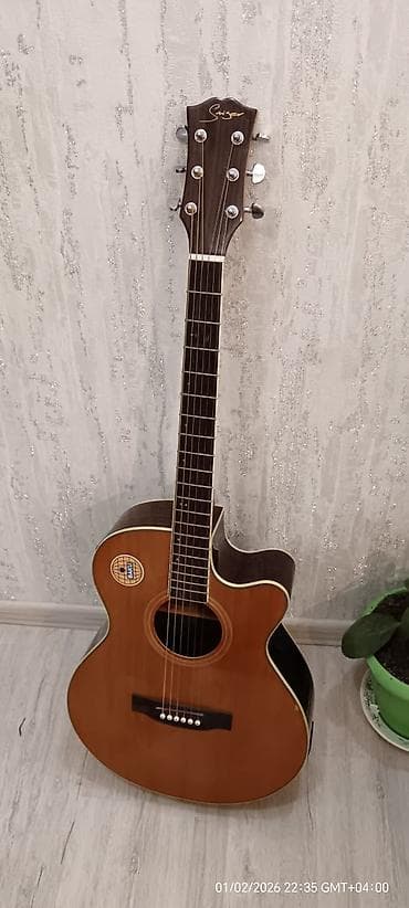 gitara balaca: Akustik gitara, 6 sim, İşlənmiş, Ünvandan götürmə, Ödənişli çatdırılma, Rayonlara çatdırılma — 7