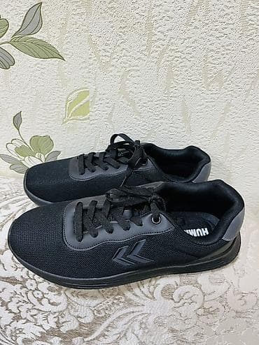 Krasofkalar və idman ayaqqabıları: Qara idman ayaqqabısı – HOMM marka - Rəng: tam qara, yan hissədə boz — 1