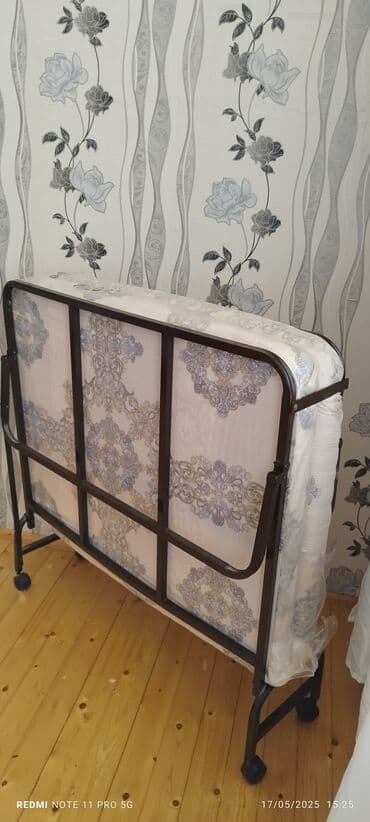 İşlənmiş, Təknəfərlik çarpayı