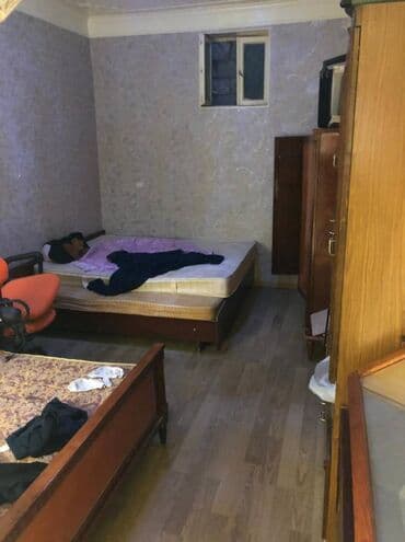 nerimanovda obyekt satilir: İnqilabda ümumi sahəsi 70 kv,m olan,3 otaqlı yaxşı təmirli ev ofis — 3