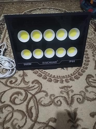 led isiqlar: SCHUAR LED proyektor/floodlight - Güc: 500W - LED modulları: 10 ədəd — 2