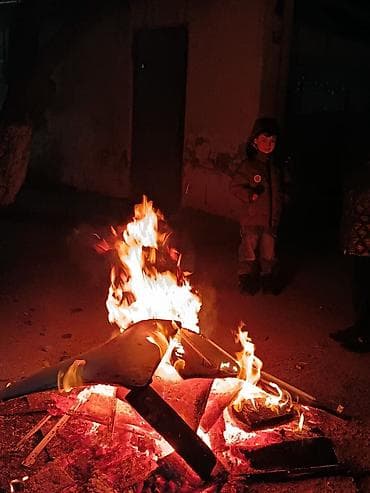 Təcili Nərimanov rayon montin qəsəbəsində ev axtarılır xanım və iki