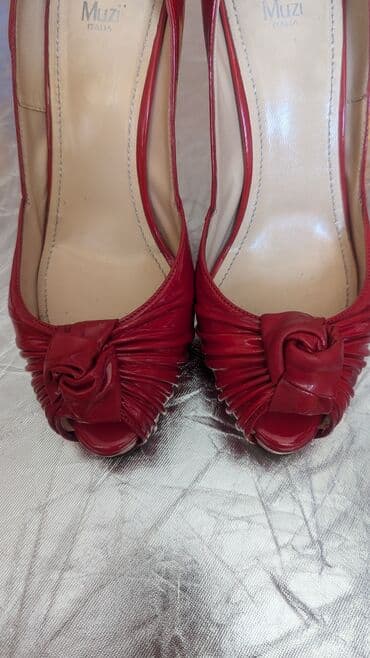 altı qırmızı ayaqqabı: Tuflilər, Ölçü: 37, rəng - Qırmızı, İşlənmiş — 1